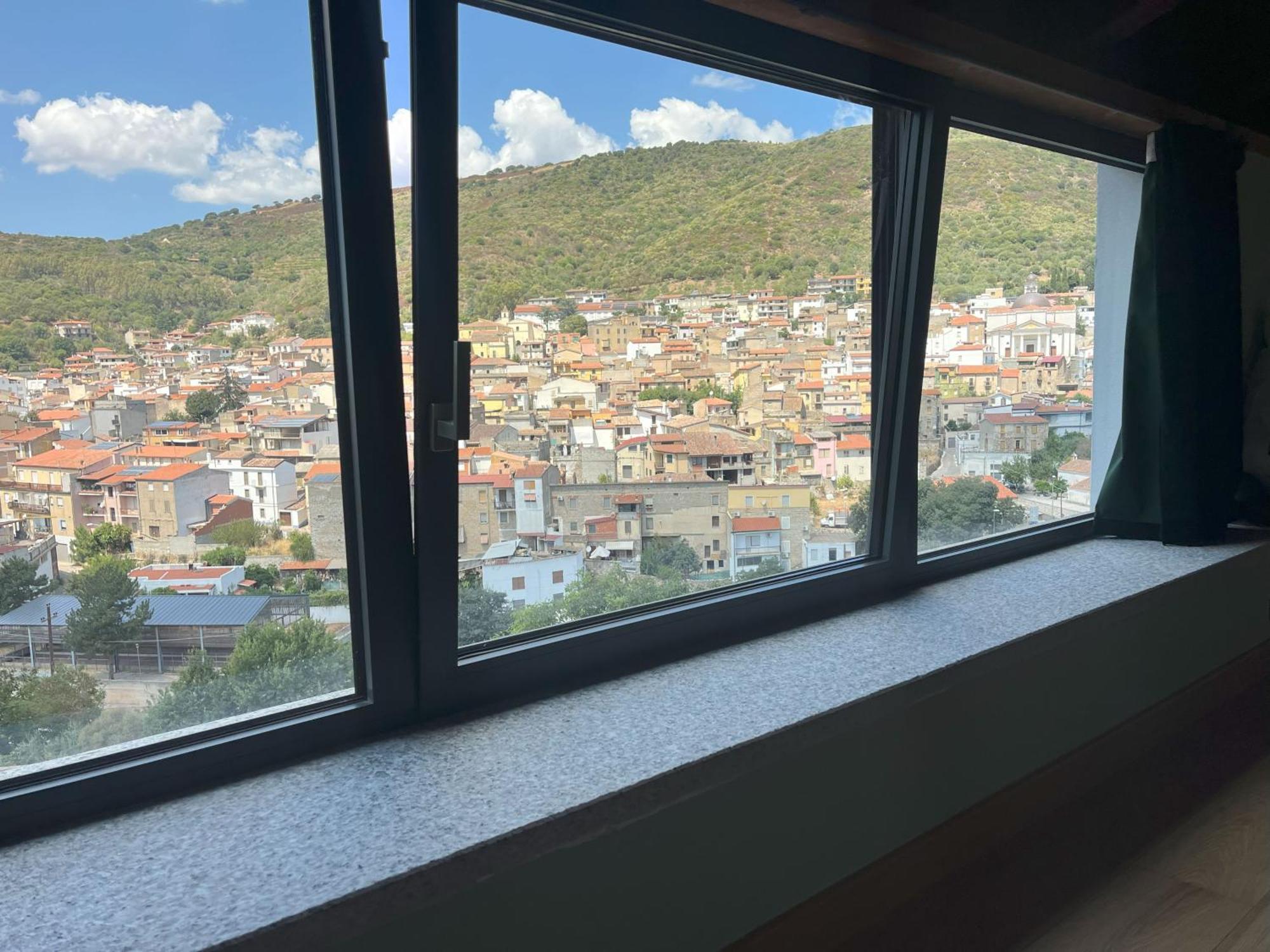 Casa Ziranu Sa Domo E Su Cantaru Orani 外观 照片